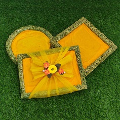 trays